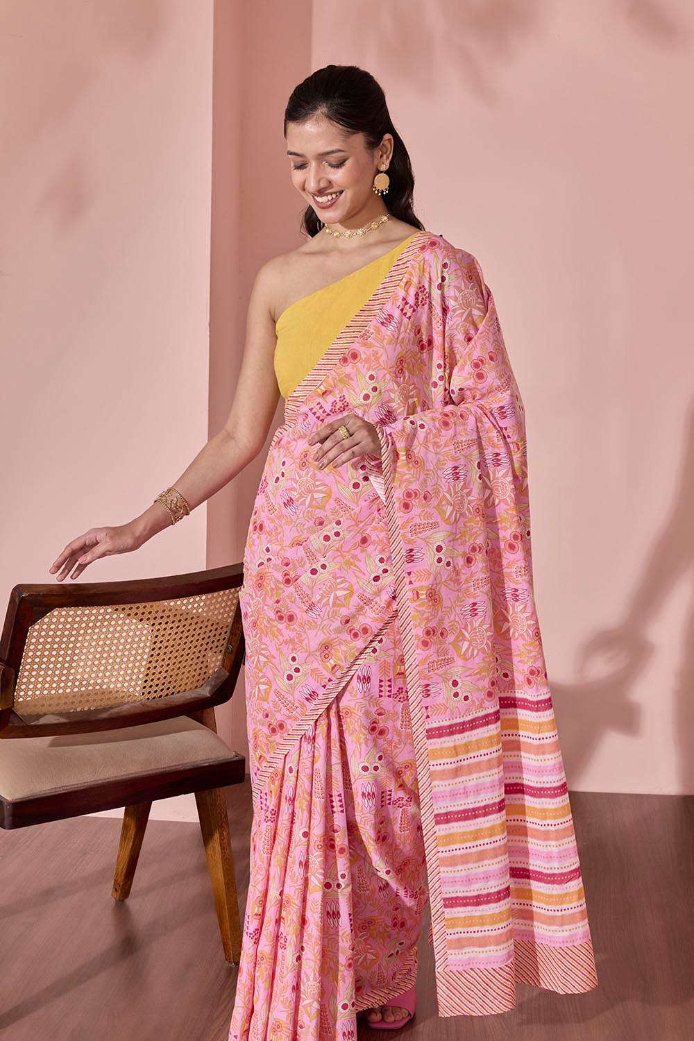 Light Pink Screen Printed Bengal Pure Cotton Saree image number null
