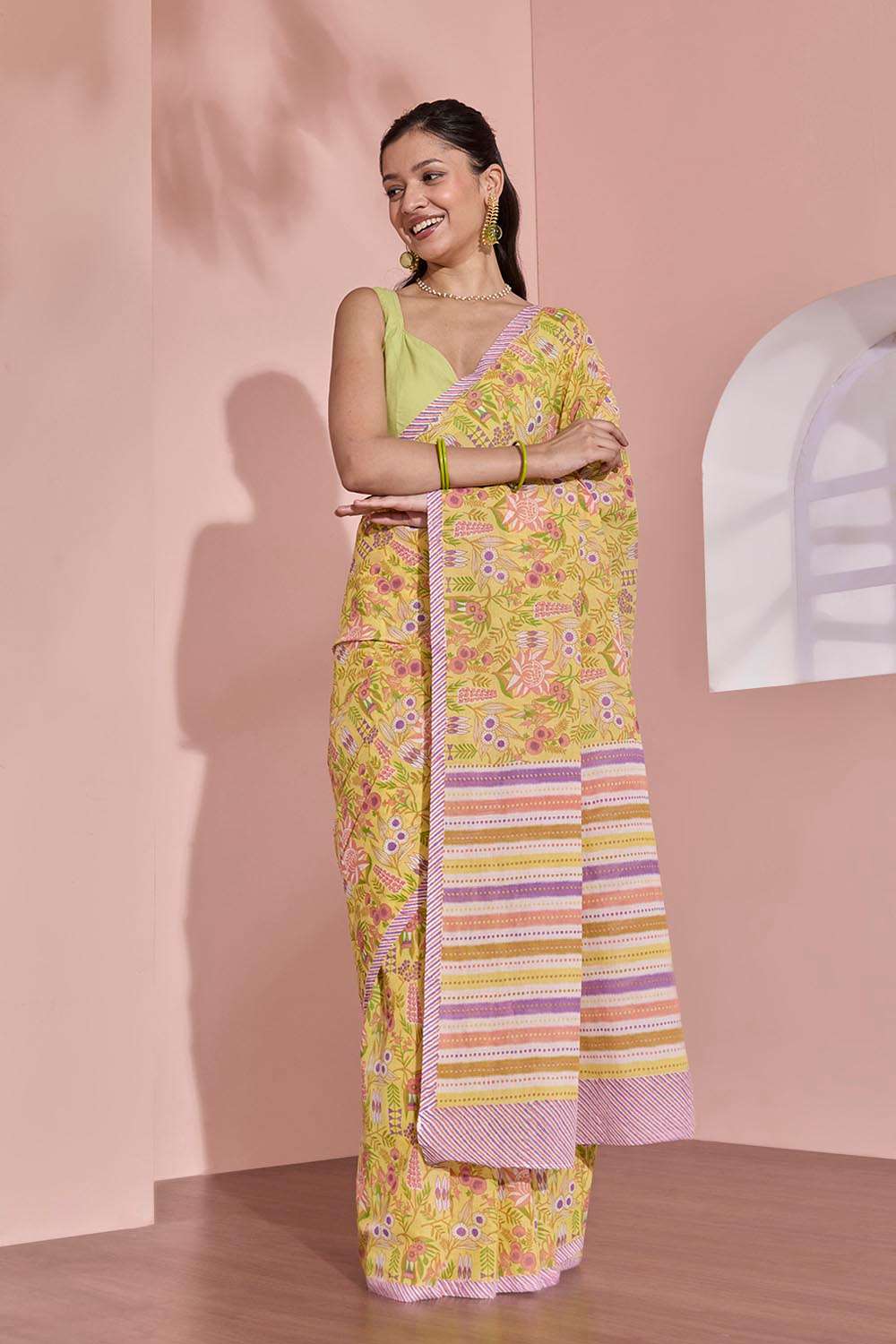 Yellow Screen Printed Bengal Pure Cotton Saree image number null