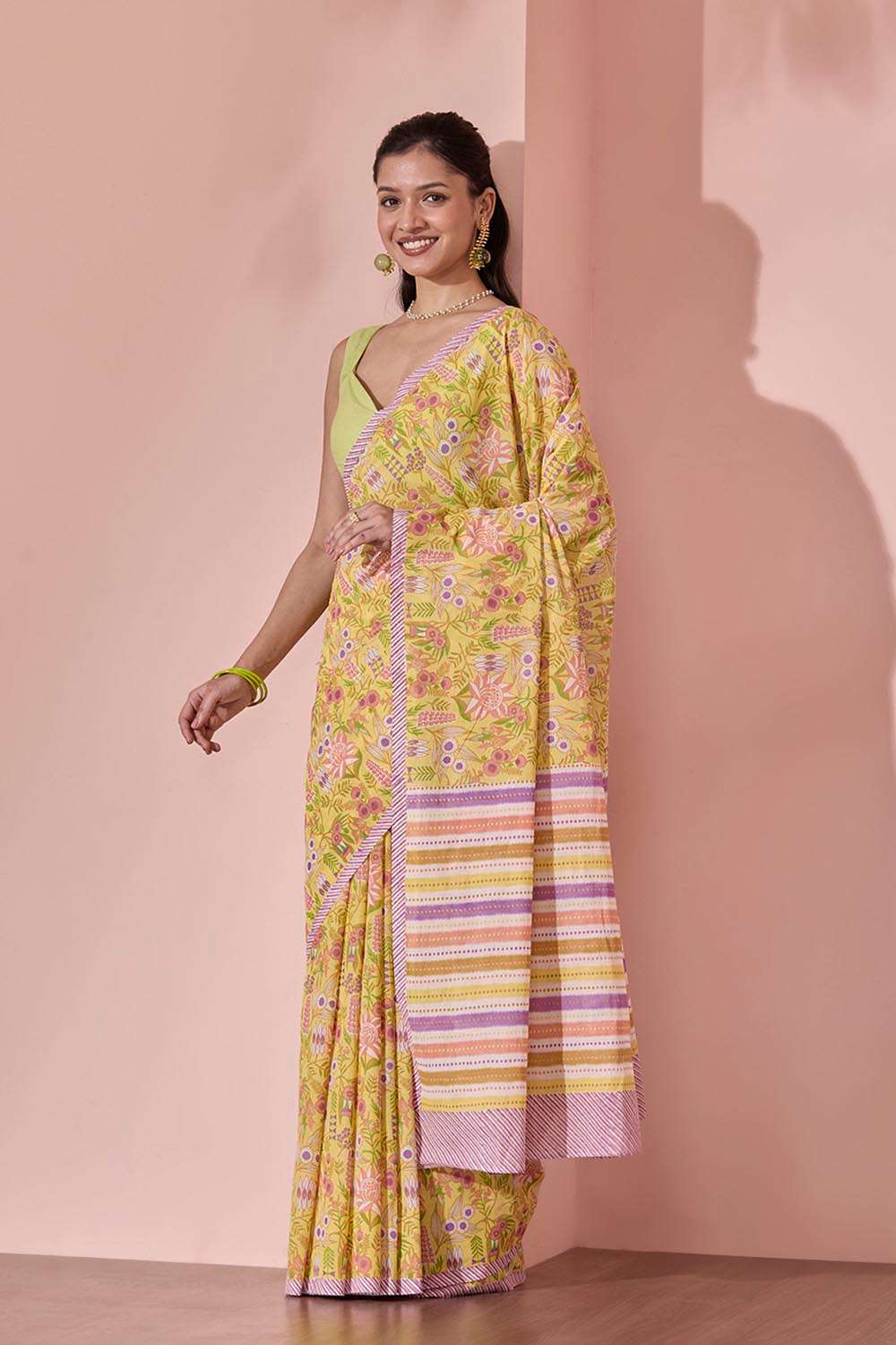 Yellow Screen Printed Bengal Pure Cotton Saree image number null