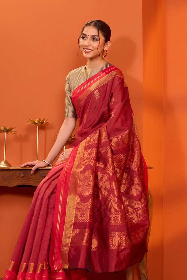 Dark Red Woven  Cotton Viscose Saree thumbnail image number null