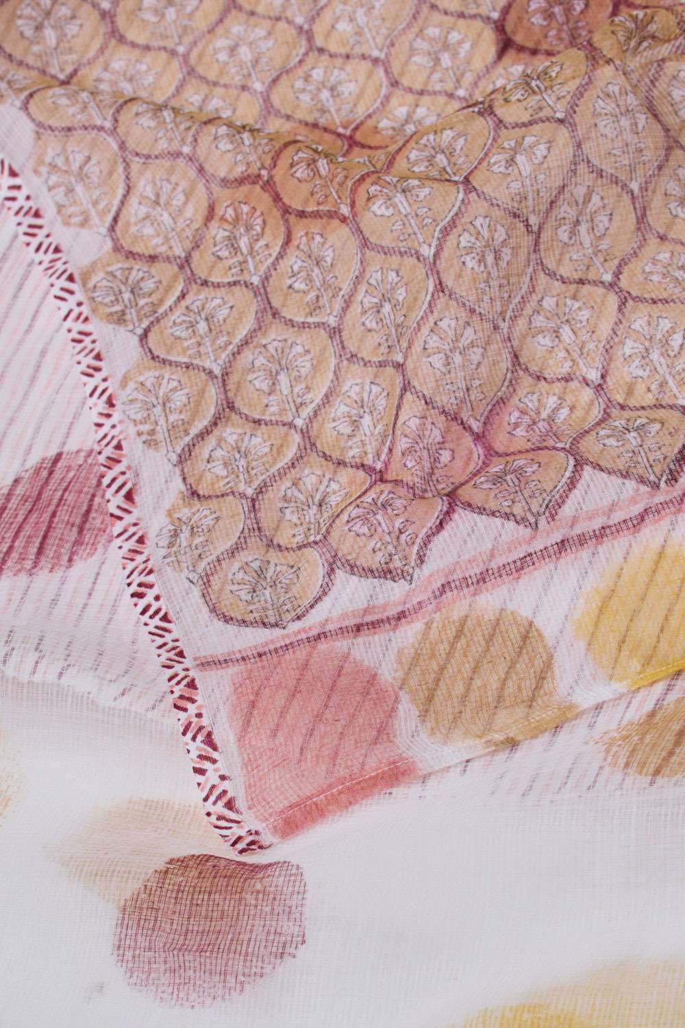 Off White Rajasthan Pure Cotton Kota Printed Sanganeri Saree image number null