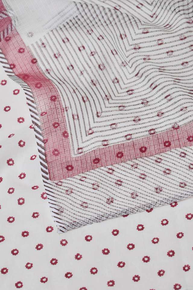 Red Rajasthan Pure Cotton Kota Printed Sanganeri Saree thumbnail image number null
