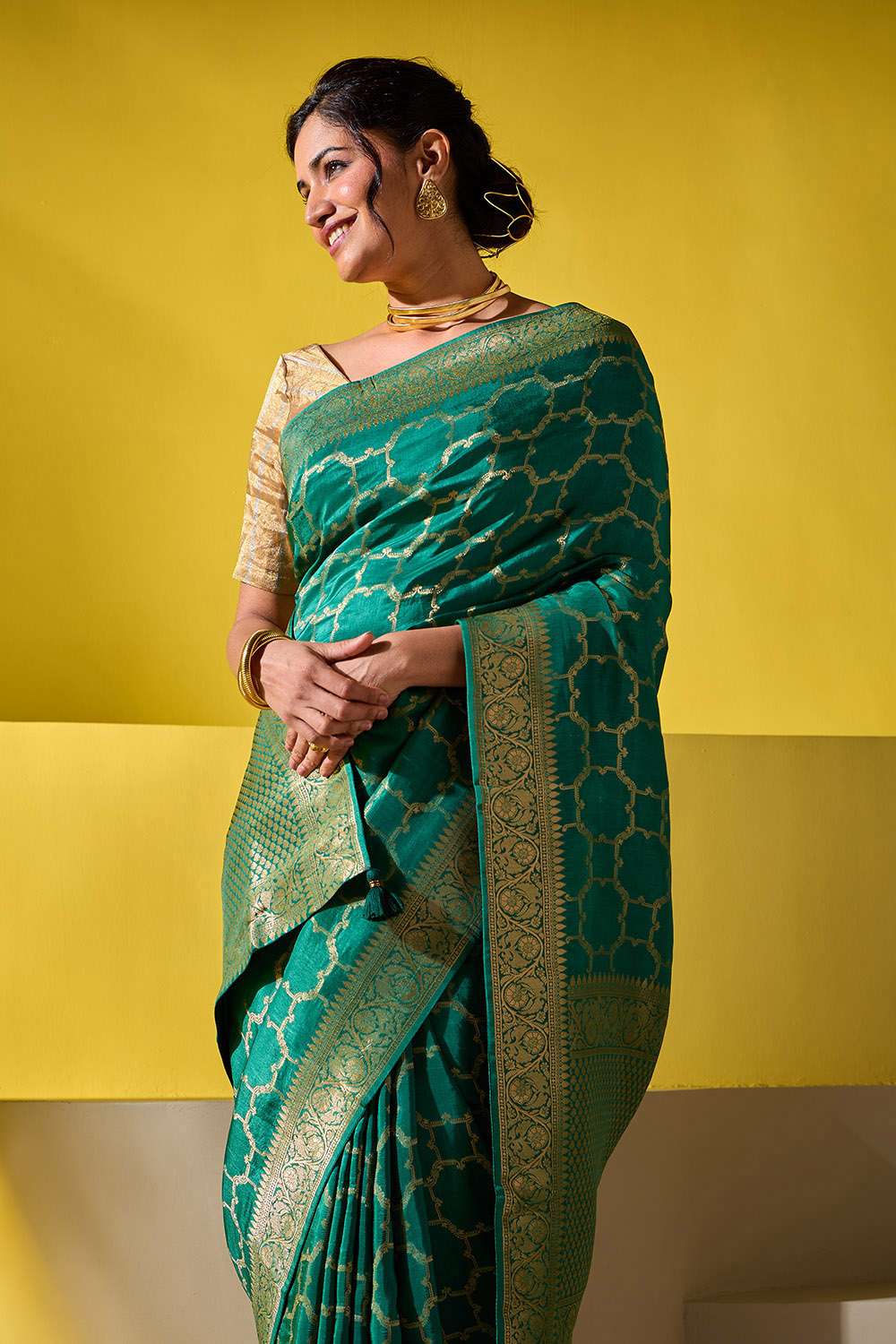 Green Woven Viscose Saree image number null