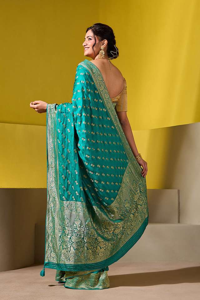 Green Woven Viscose Saree thumbnail image number null