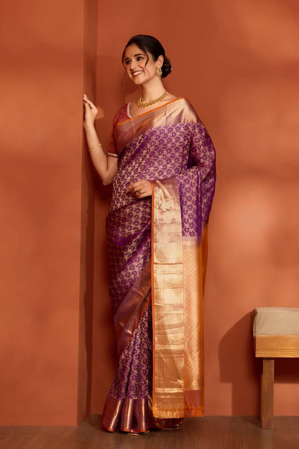 Violet Woven Apsara Silk Viscose Saree image number null
