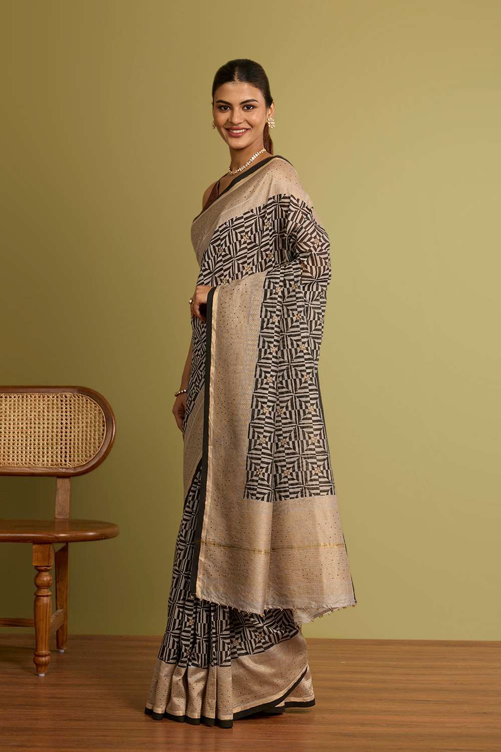 Black Rajasthan Pure Silk Cotton Printed Sanganeri Saree image number null
