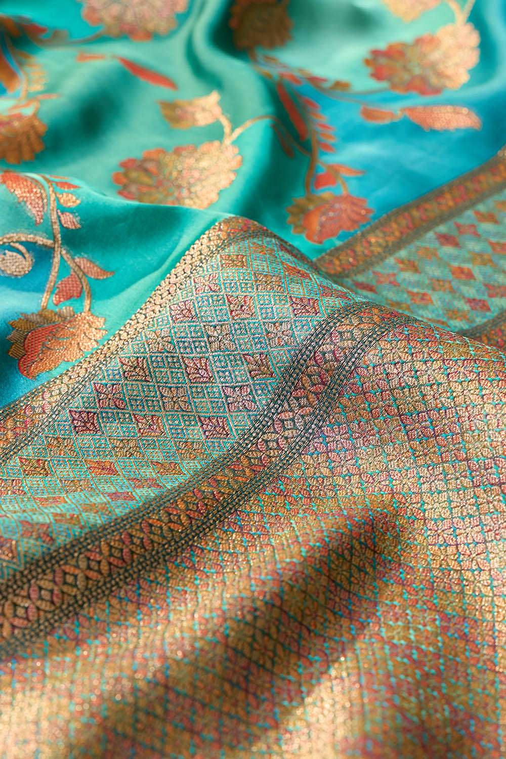 Blue Viscose Satin Woven Saree image number null