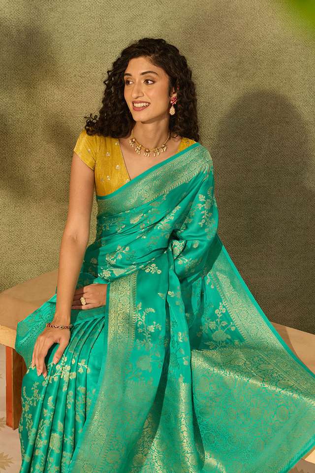 Green Pure Viscose Woven Saree image number