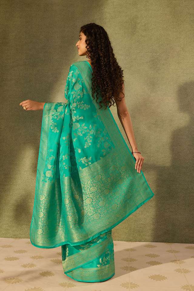 Green Pure Viscose Woven Saree thumbnail image number null