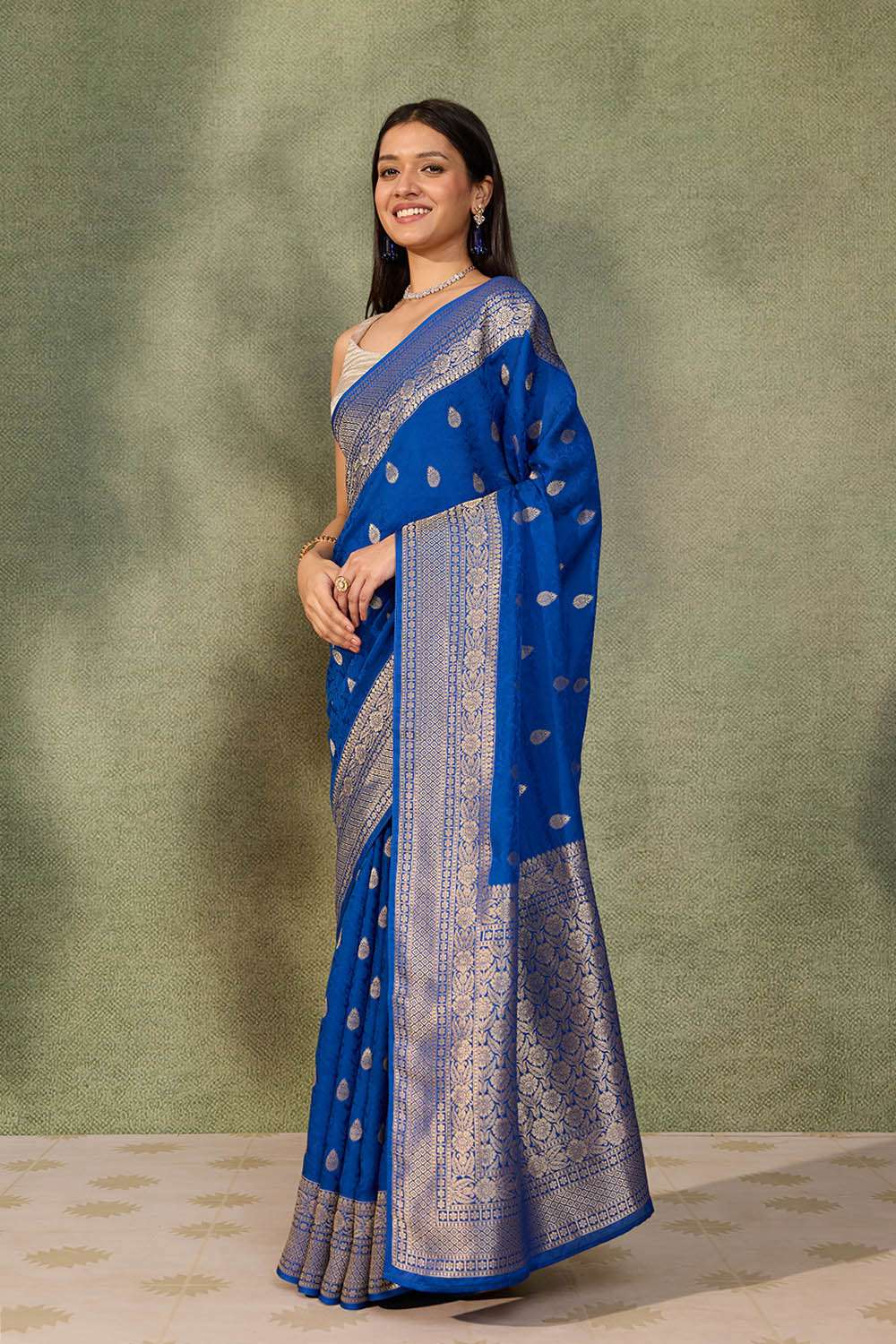 Blue Woven Pure Viscose Saree image number null