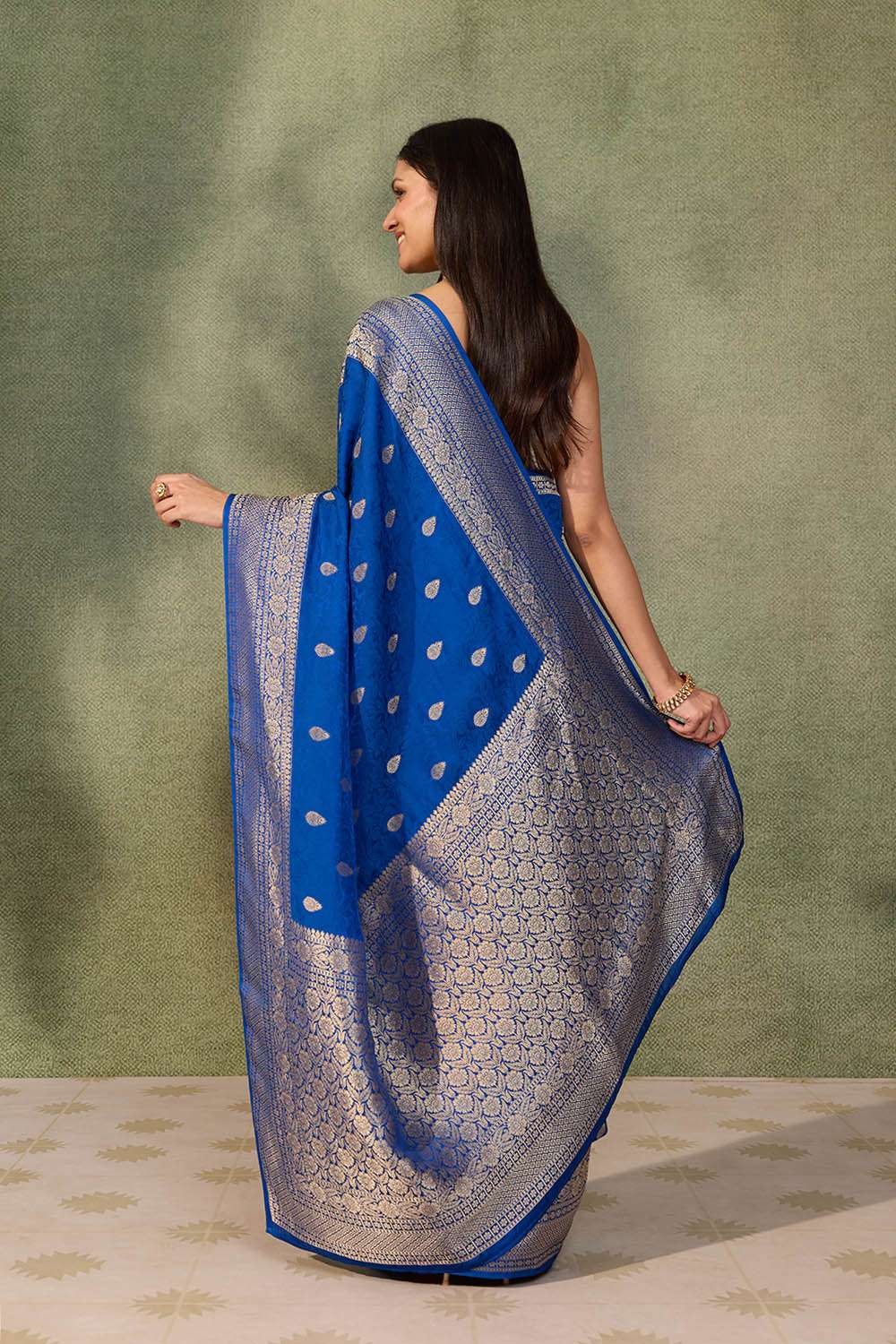 Blue Woven Pure Viscose Saree image number null