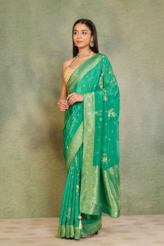 Green Woven Pure Viscose Saree thumbnail image number null