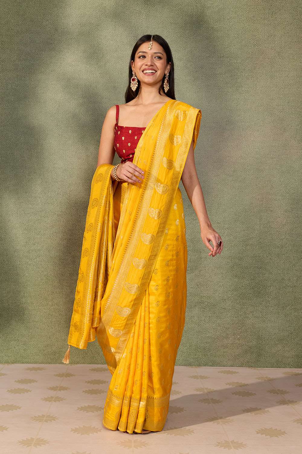 Yellow Woven Pure Viscose Saree image number null