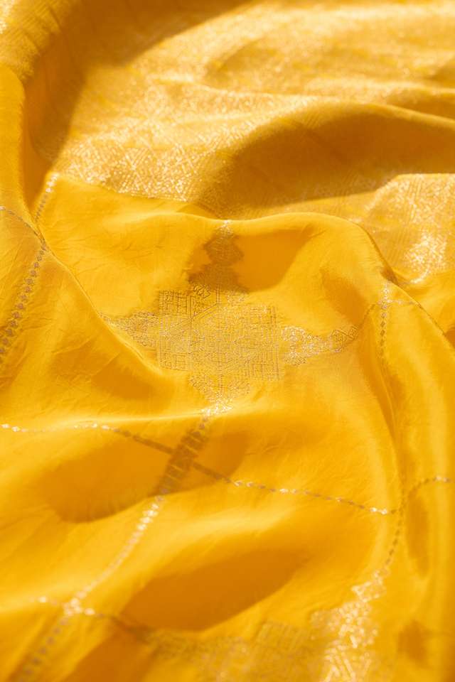 Yellow Woven Pure Viscose Saree thumbnail image number null