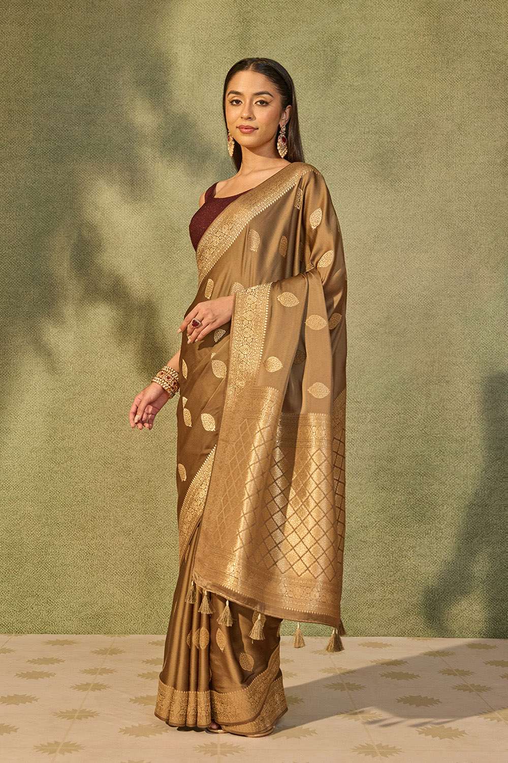 Light Green Woven Viscose Satin Saree image number null