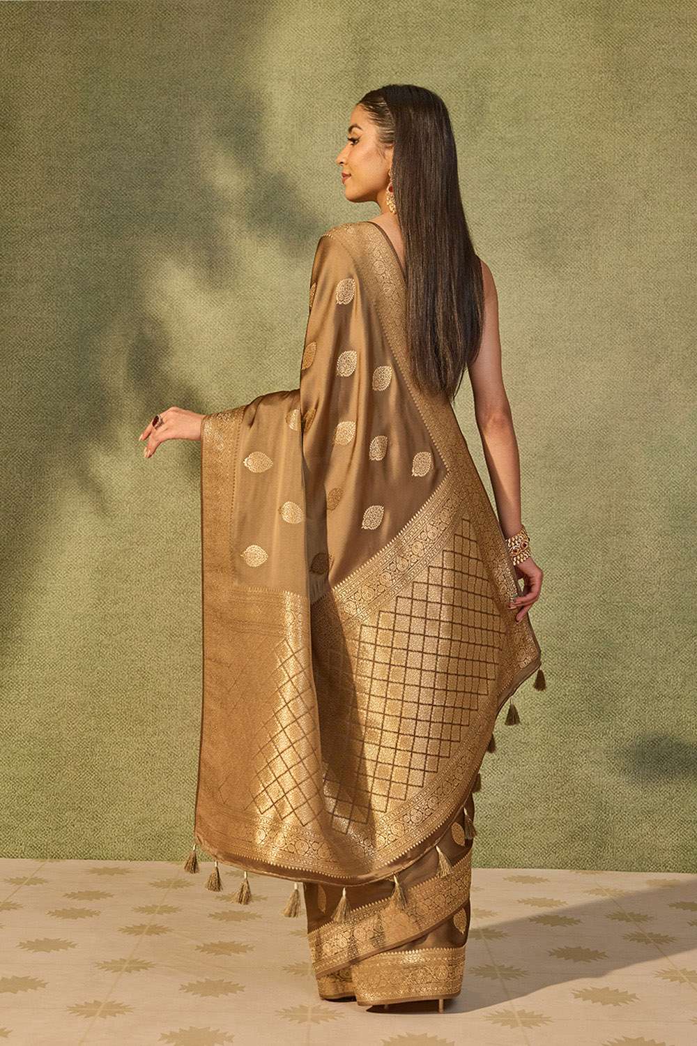 Light Green Woven Viscose Satin Saree image number null