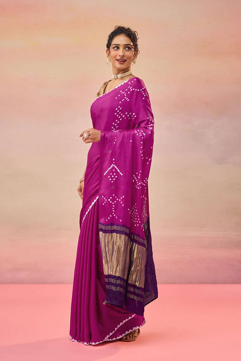 Pink Gujarat Pure Satin Tie & Dye Bandhni Saree image number null
