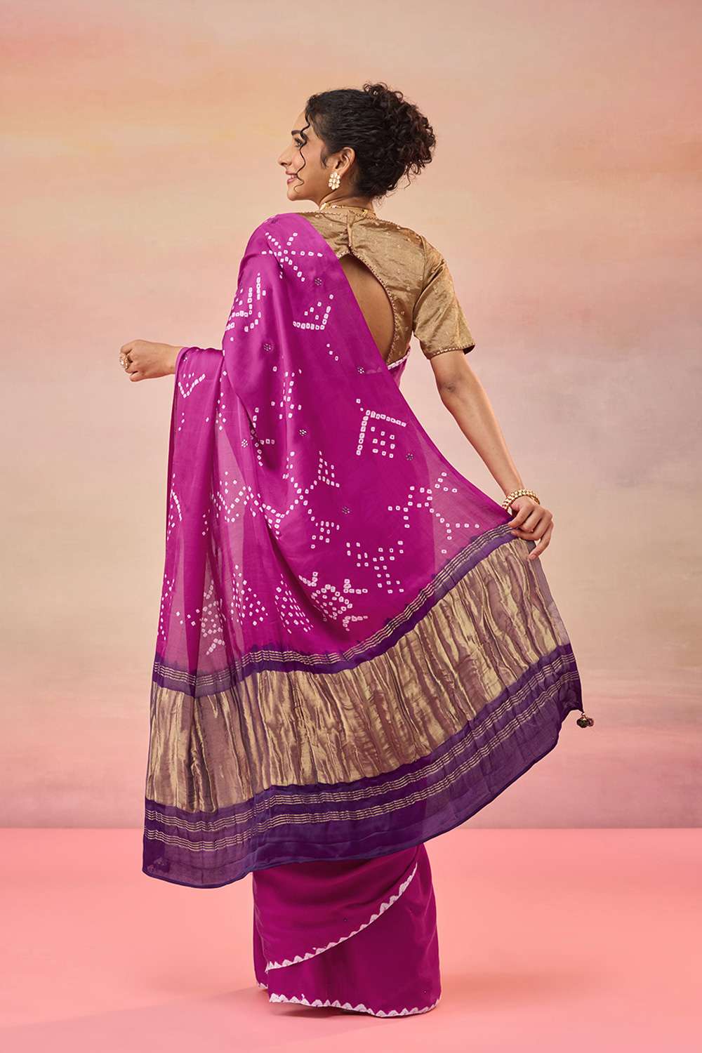 Pink Gujarat Pure Satin Tie & Dye Bandhni Saree image number null