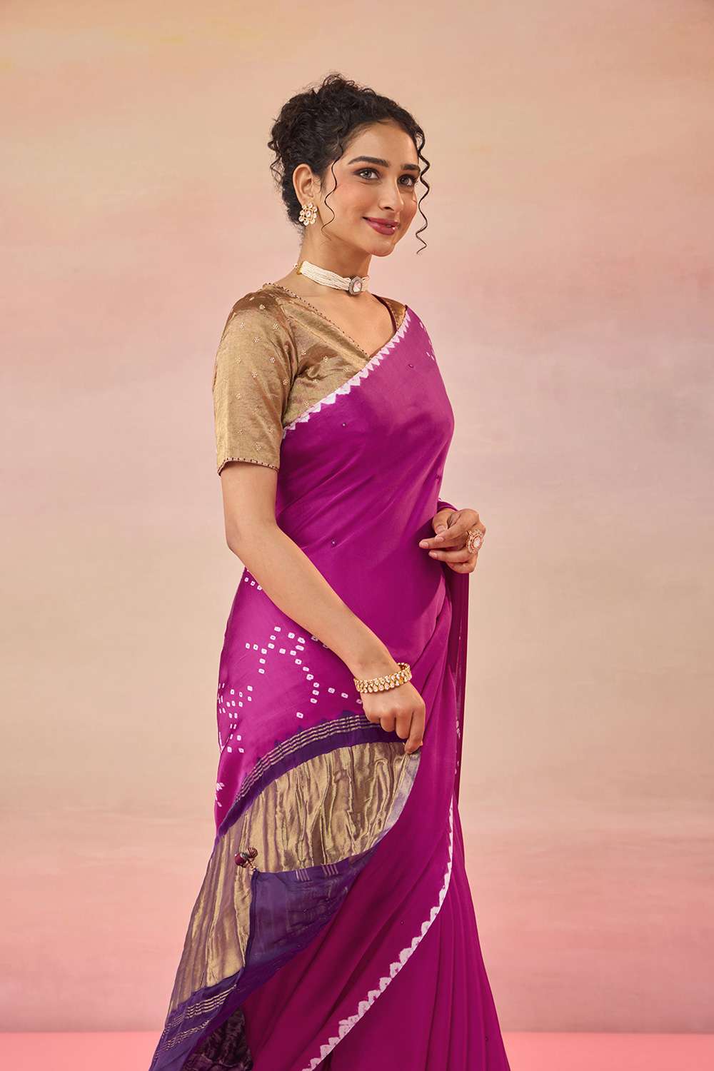 Pink Gujarat Pure Satin Tie & Dye Bandhni Saree image number null