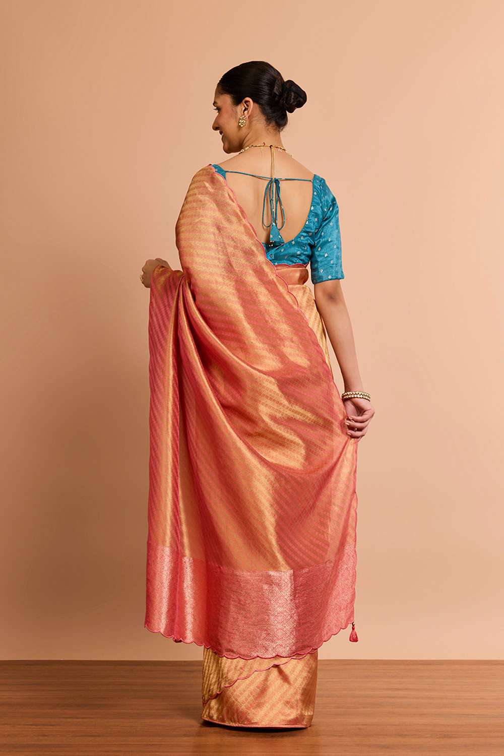 Pink Woven Viscose Tissue Saree image number null