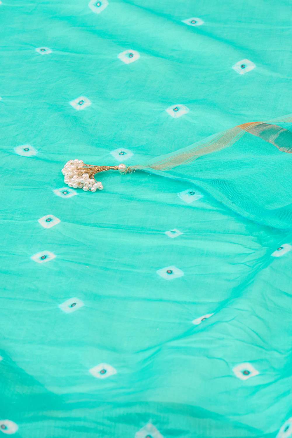 Light Blue Gujarat Pure Silk Cotton Tie & Dye Bandhni Saree image number null