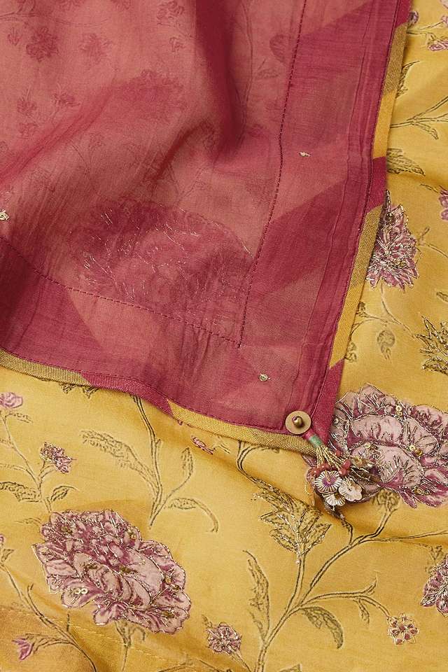 Dark Yellow Pure Silk Cotton Embroidered Saree thumbnail image number null