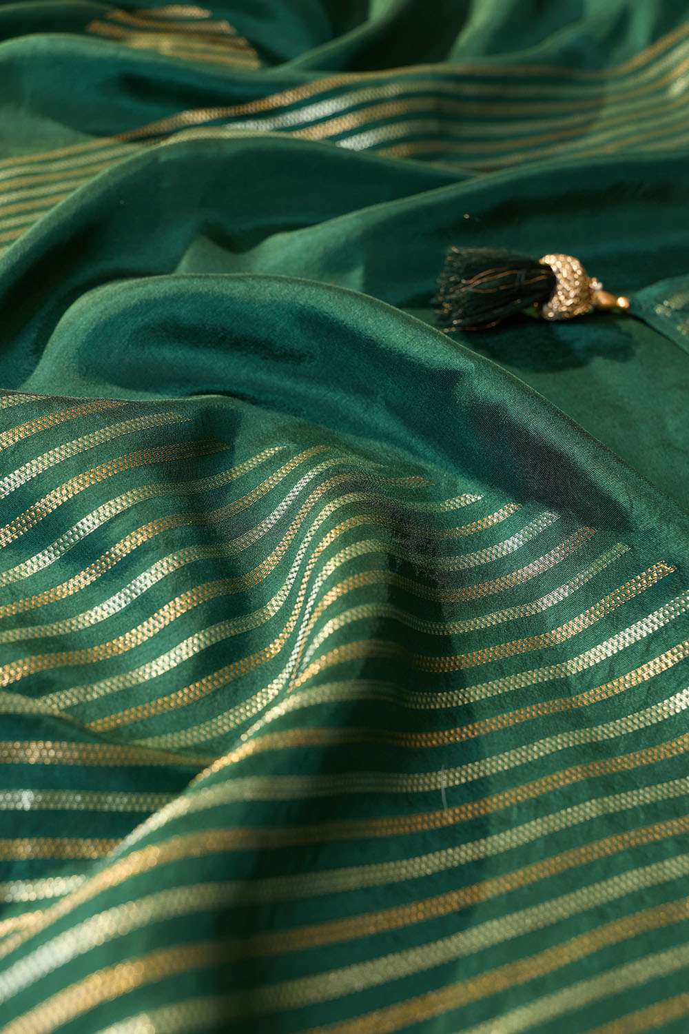 Green Woven Pure Viscose Saree image number null