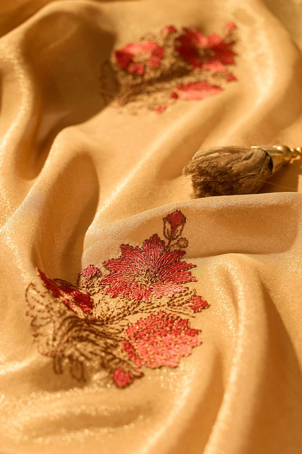 Beige Viscose Tissue Embroidered Saree image number null