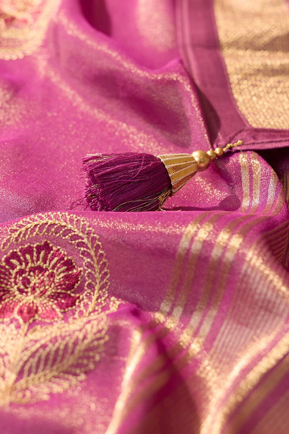 Purple Bengal Viscose Tissue Embroidered Saree image number null