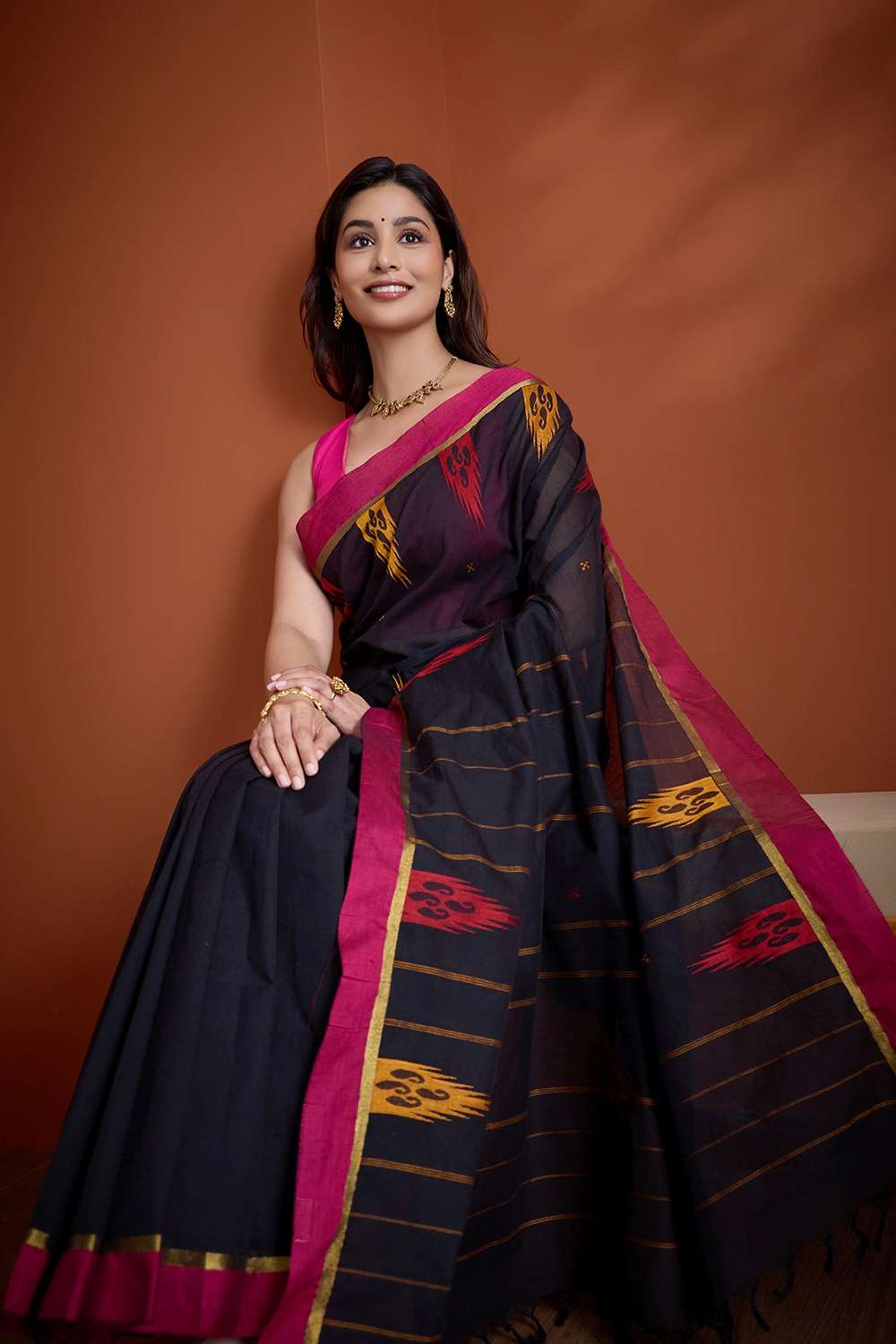 Black Woven South Pure Cotton Saree image number null