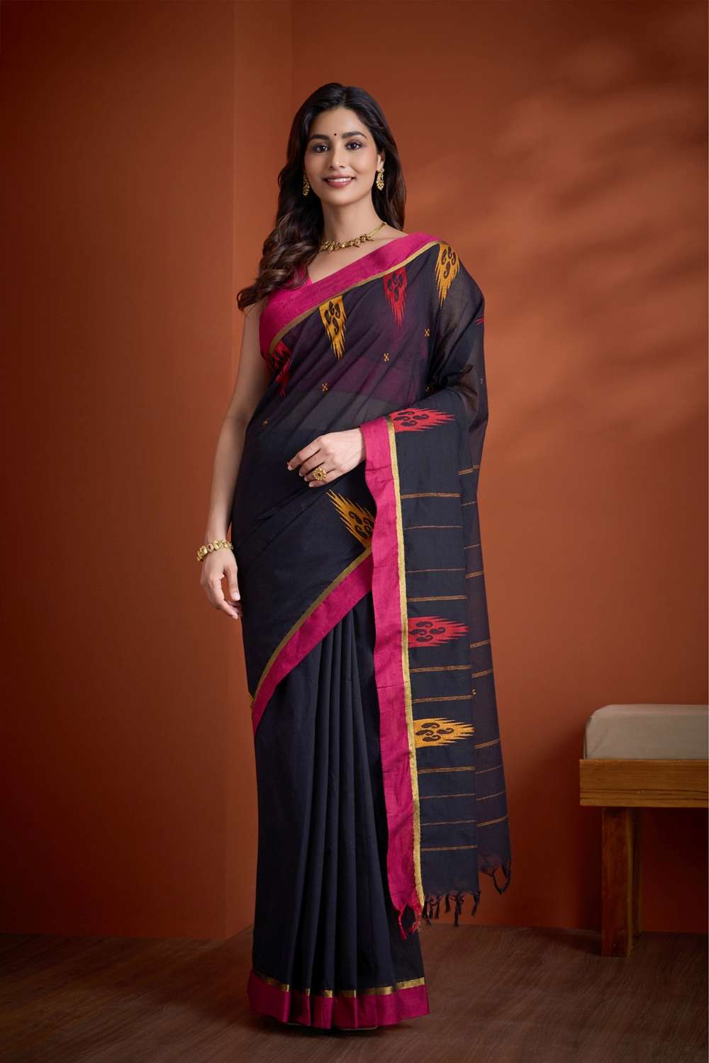 Black Woven South Pure Cotton Saree image number null