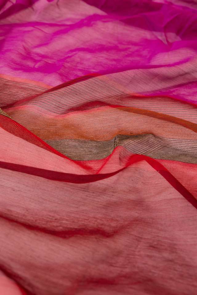 Violet Woven Pure Silk Cotton Maheshwari Saree thumbnail image number null