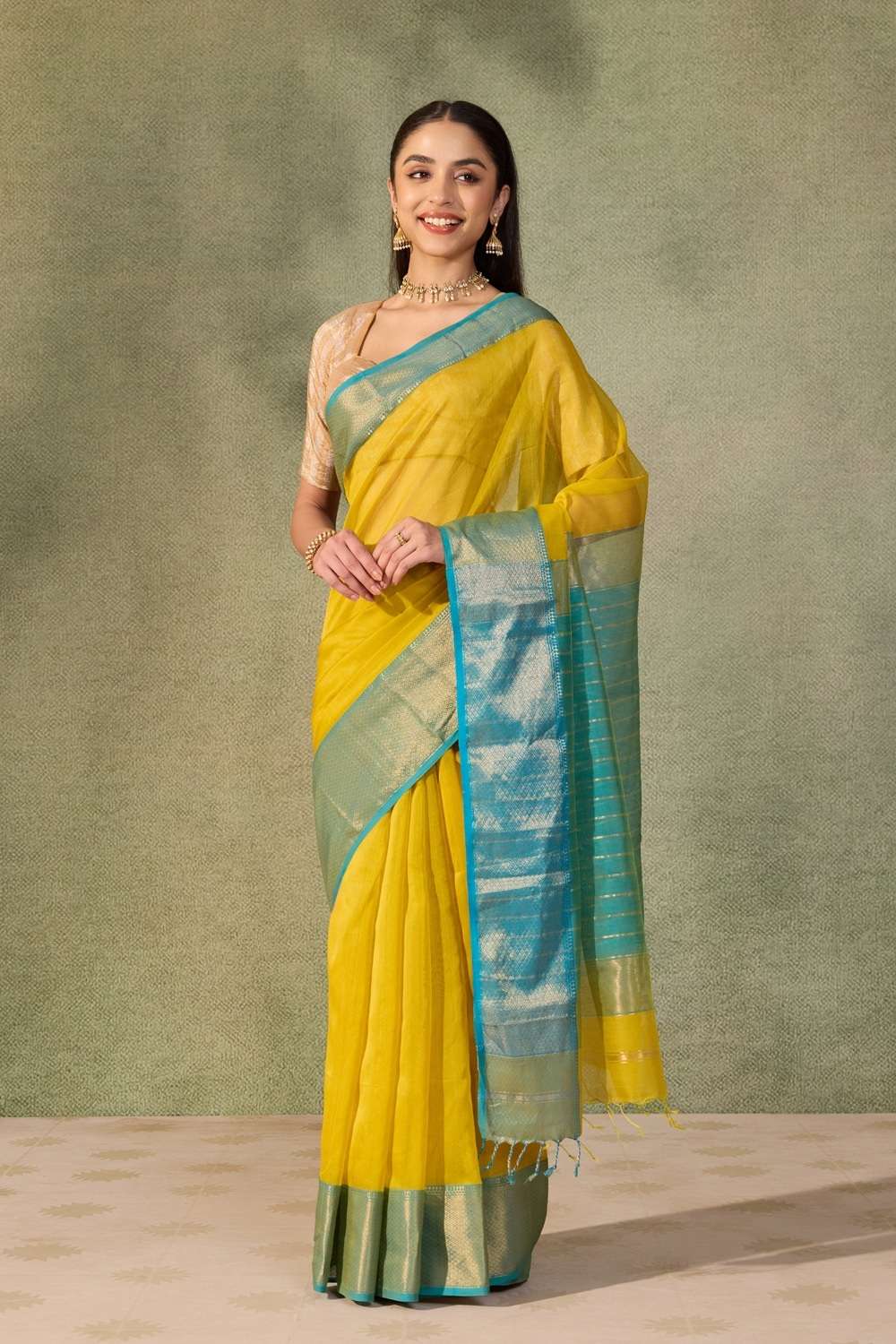 Yellow Woven Pure Silk Cotton Maheshwari Saree image number null