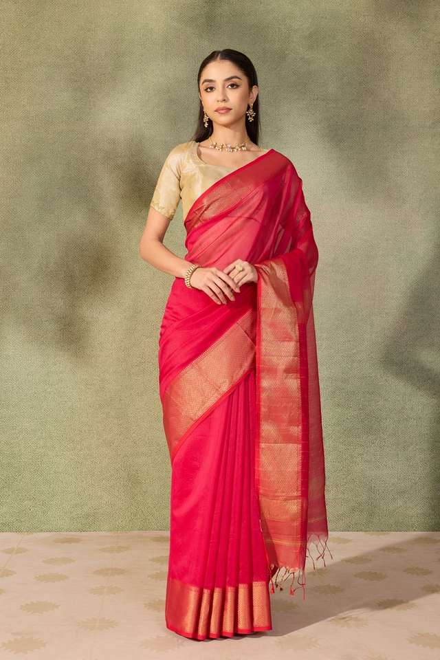 Dark Pink Woven Pure Silk Cotton Maheshwari Saree thumbnail image number null