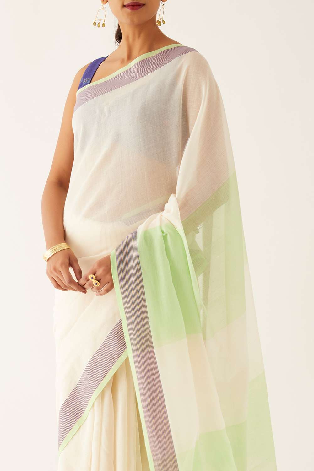 Off White Pure Cotton Bengal Saree image number null