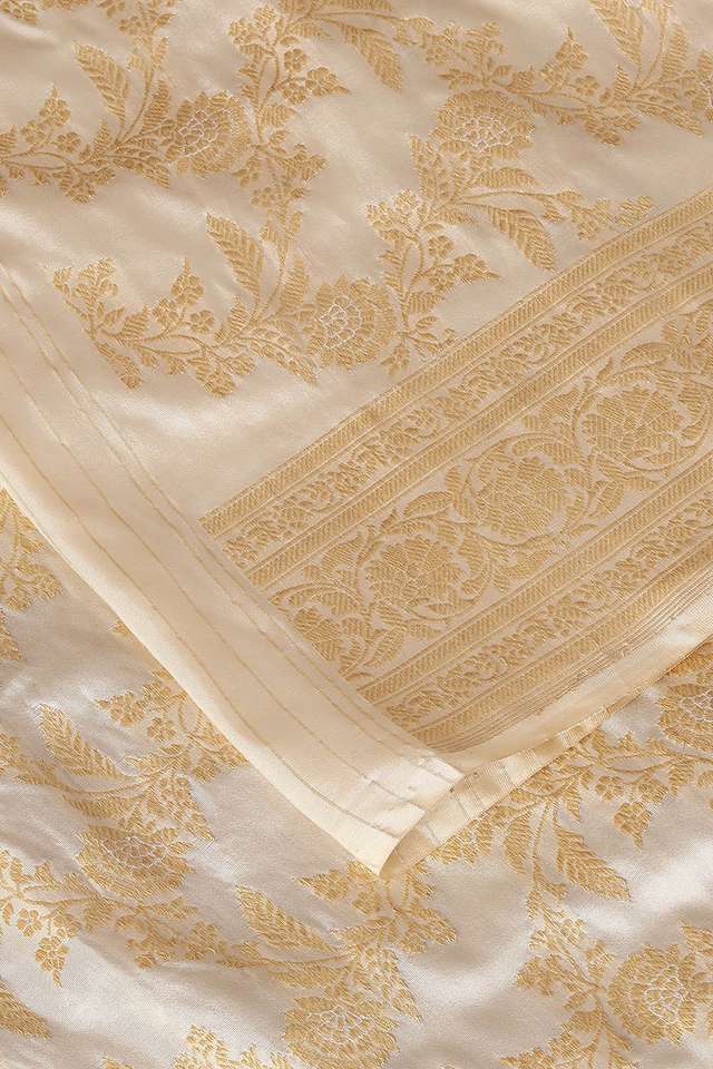 Off White Pure Silk Banarasi Saree thumbnail image number null