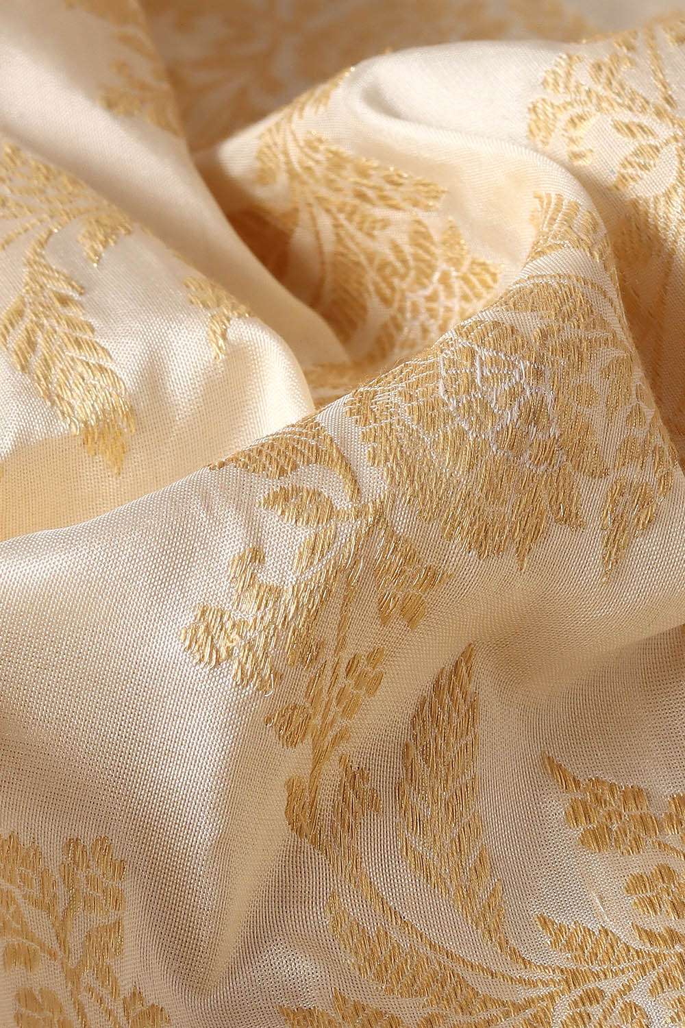 Off White Pure Silk Banarasi Saree image number null