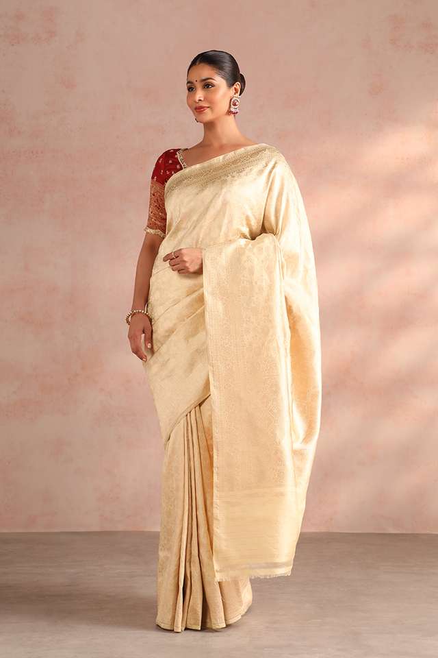 Off White Pure Silk Woven Banarasi Saree image number