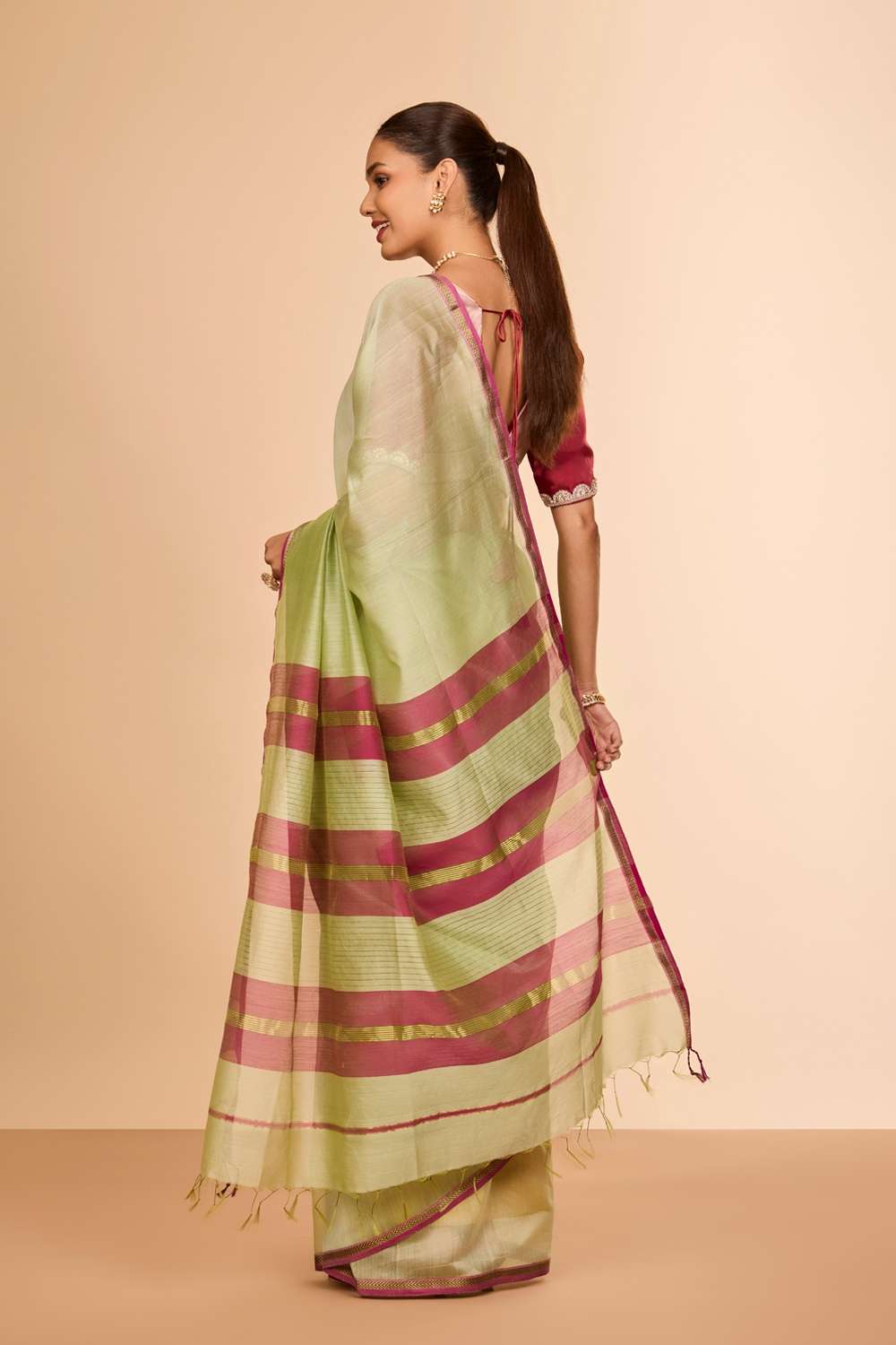 Light Green Woven Pure Silk Cotton Maheshwari Saree image number null