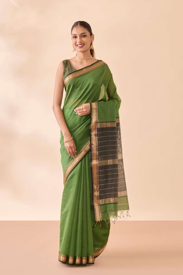 Green Woven Pure Silk Cotton Maheshwari Saree thumbnail image number null