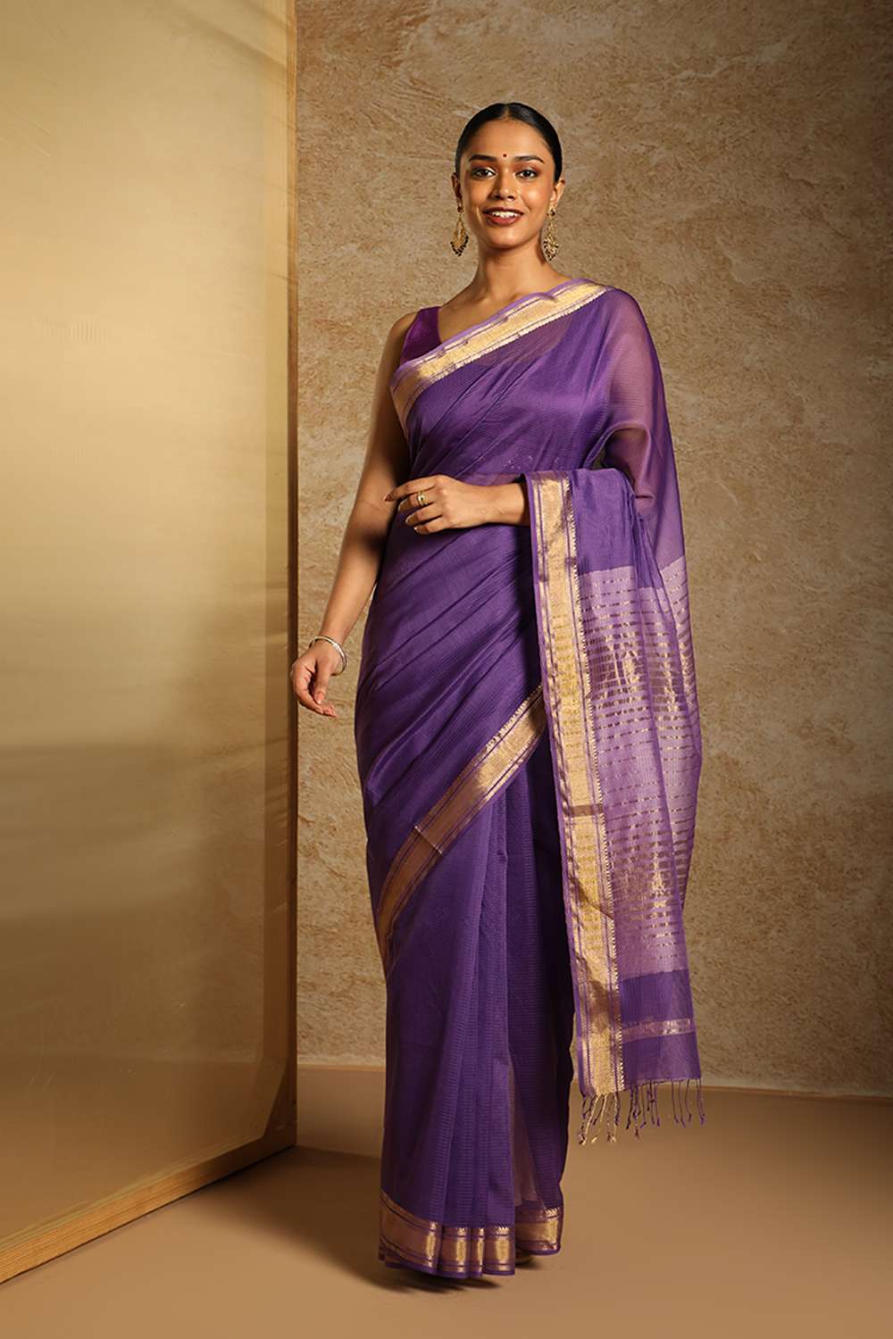 Violet Woven Pure Silk Cotton Maheswari Saree image number null