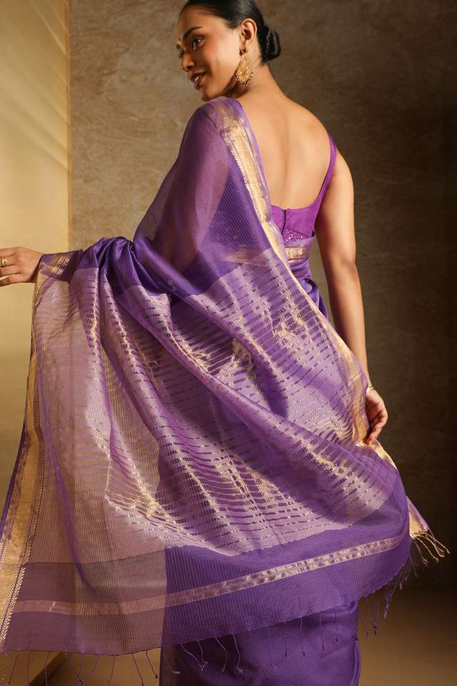 Violet Woven Pure Silk Cotton Maheswari Saree thumbnail image number null