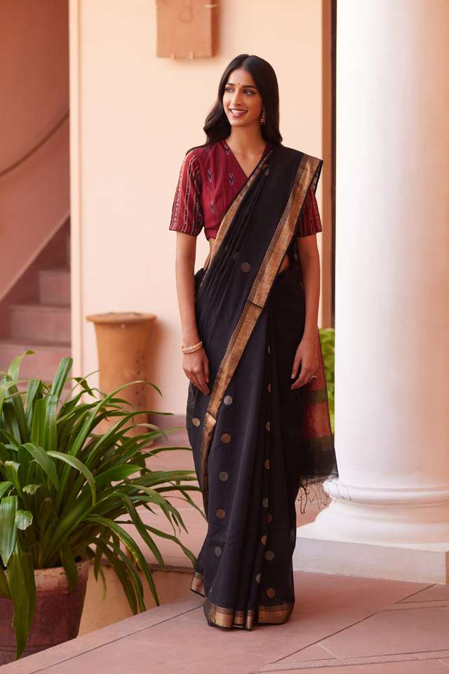 Black Pure Silk Cotton Bengali Jamdani Saree thumbnail image number null