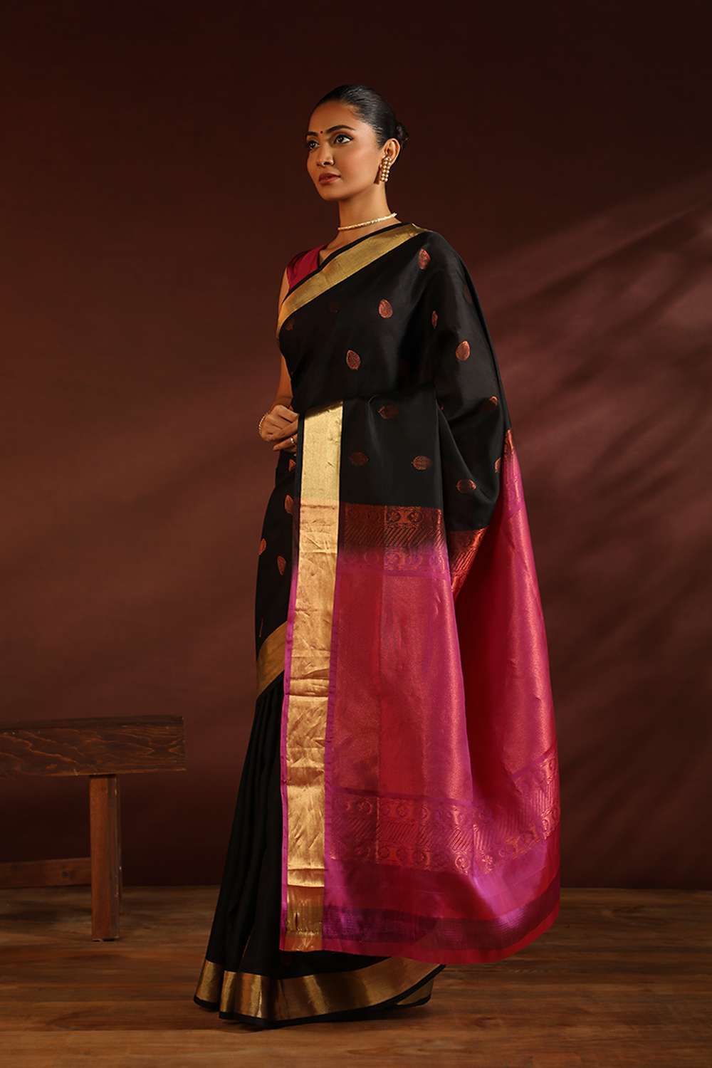Black South Pure Silk Woven Saree image number null
