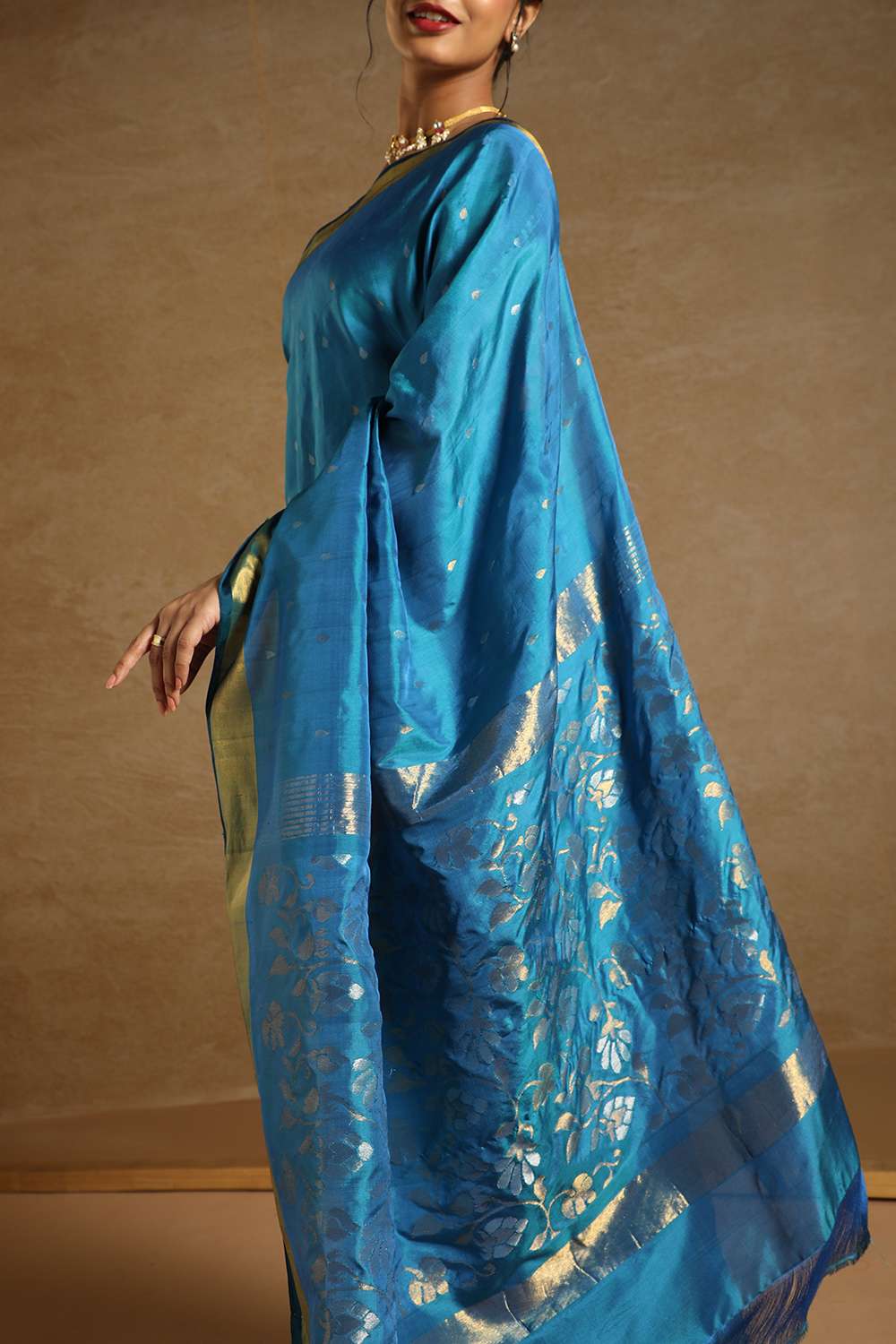 Blue Pure Silk Uppada Jamdani Saree image number null