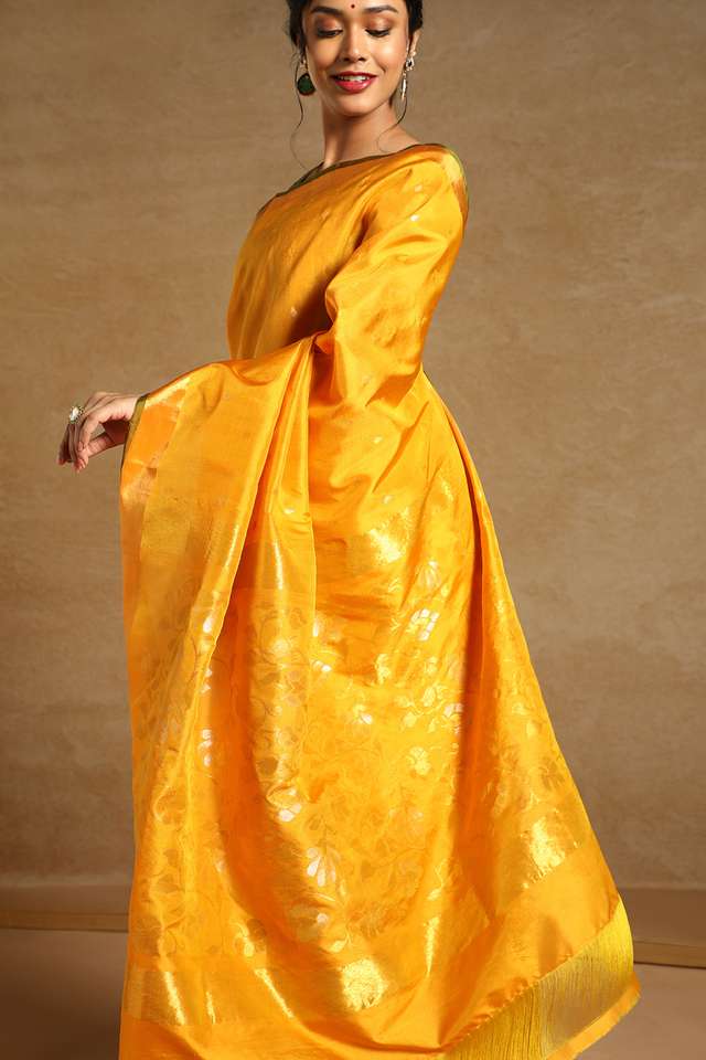 Gold Pure Silk Uppada Jamdani Saree thumbnail image number null