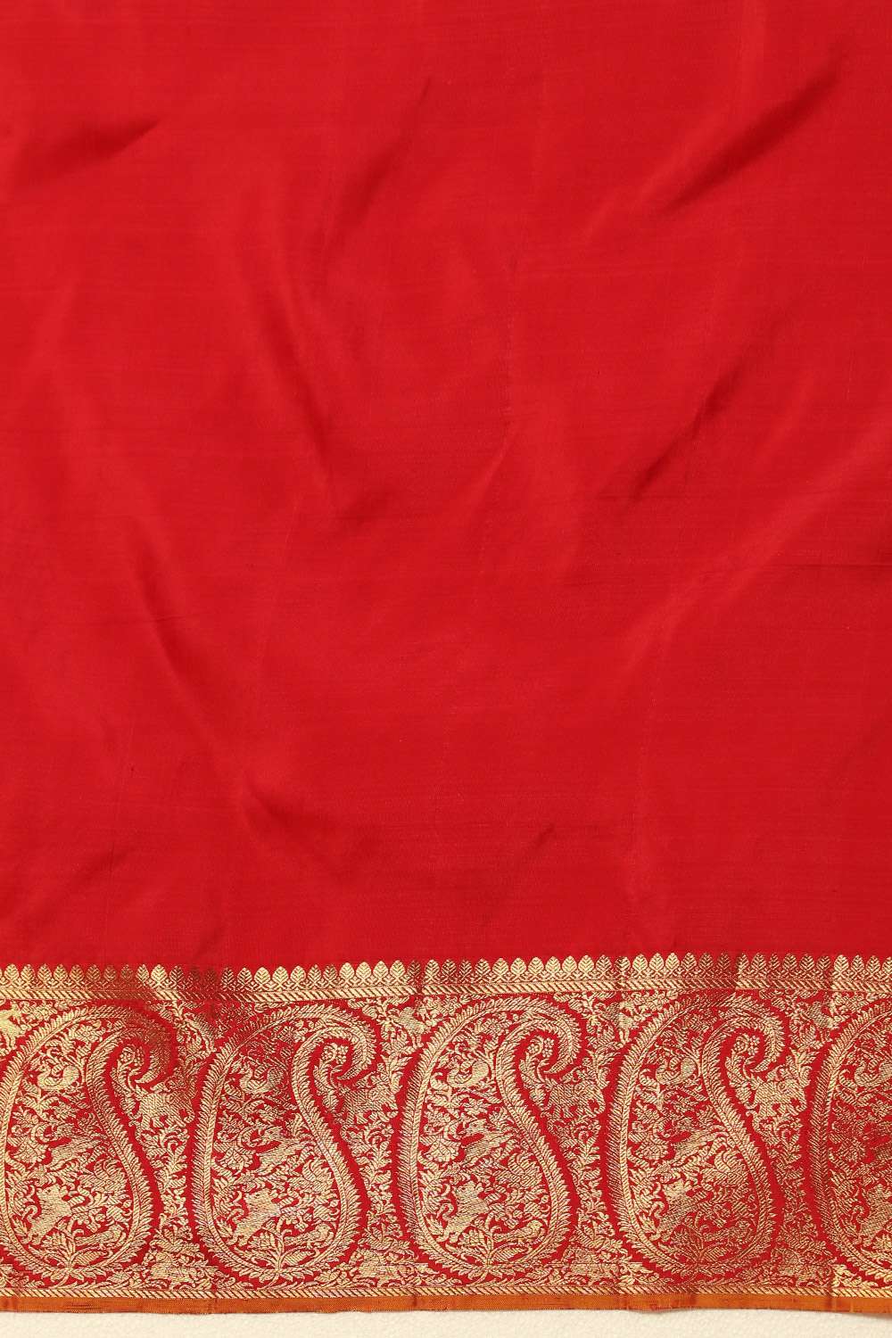 Red Woven Pure Silk Kanjivaram Saree image number null