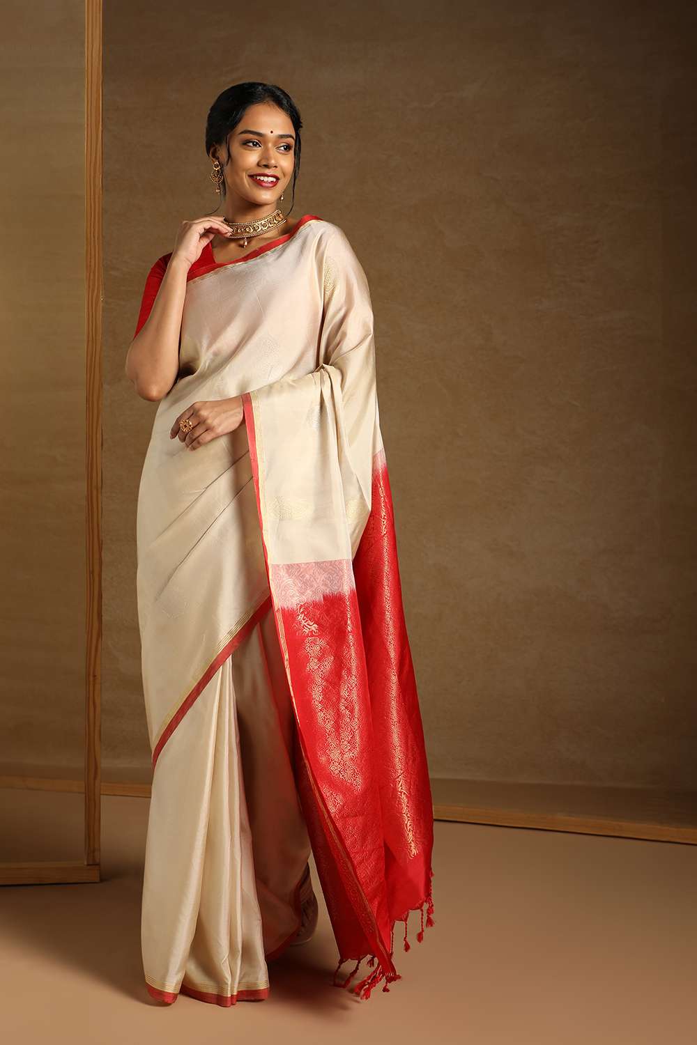Off White Pure Soft Silk Saree image number null