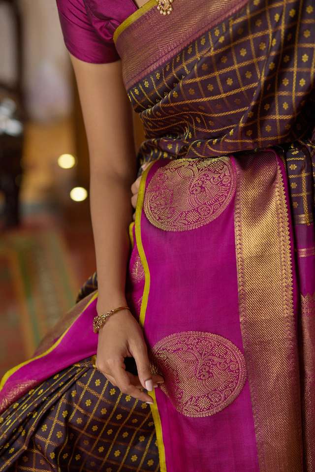 Black Woven Pure Silk Kanjivaram Saree thumbnail image number null