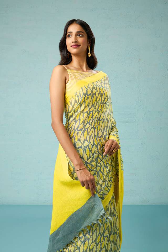 Grey Screen Printed Pure Linen Saree image number